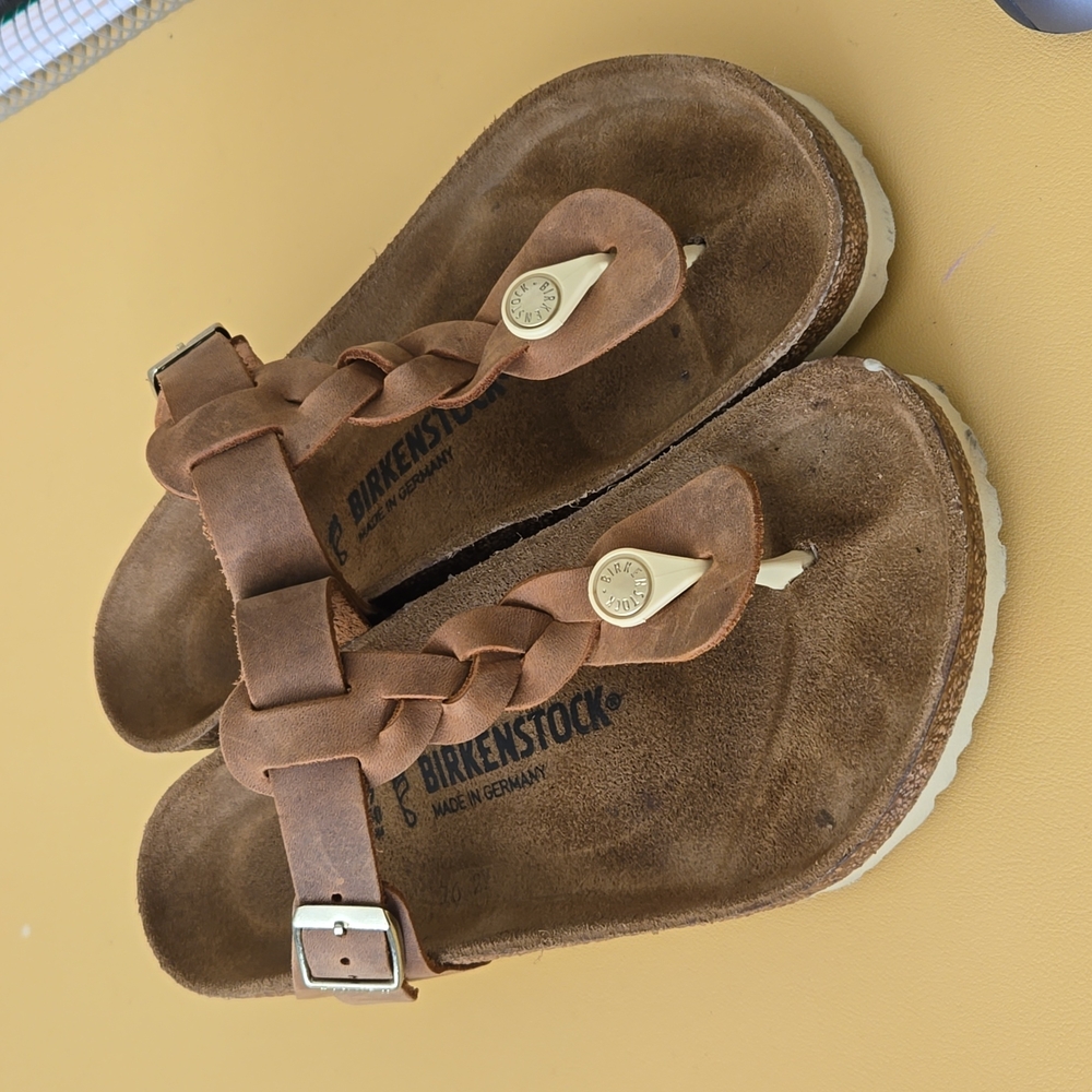 Birkenstock braided Gizeh, size 39 (8-8.5). Worn 3-5 times.